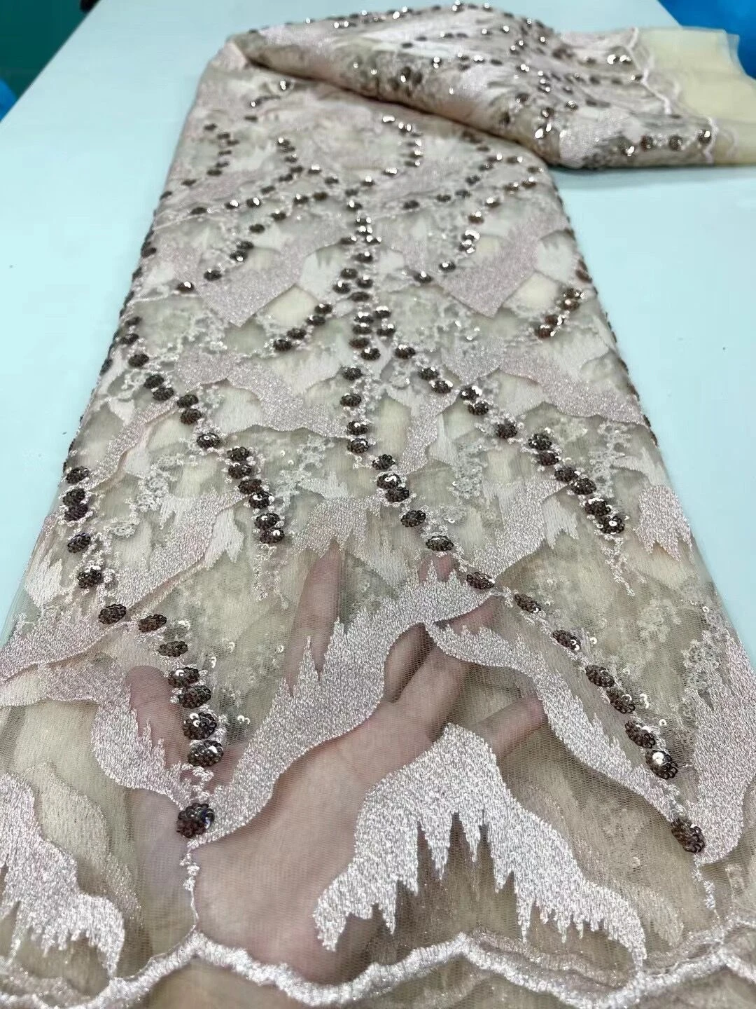 2023 Высококачественная Африканская Нигерийская кружевная ткань Вышивка Тюль Чистое Свадебное платье Гипюр Блестки для шитья Бисер 5 ярдов