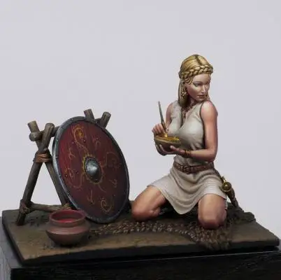 В разобранном виде 1/24 70 мм древняя женщина-воин сидит с базовой фигуркой из смолы миниатюрные модельные наборы Неокрашенные