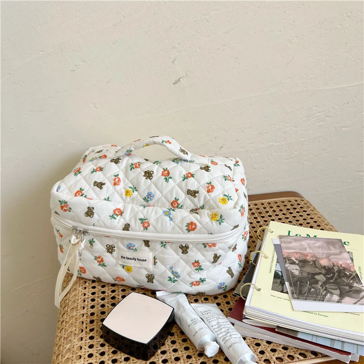 Женская сумка для косметических помад из хлопчатобумажной ткани в клетку с цветами, Корейский студенческий пенал, дорожные кисти для макияжа, необходимые сумки-органайзеры