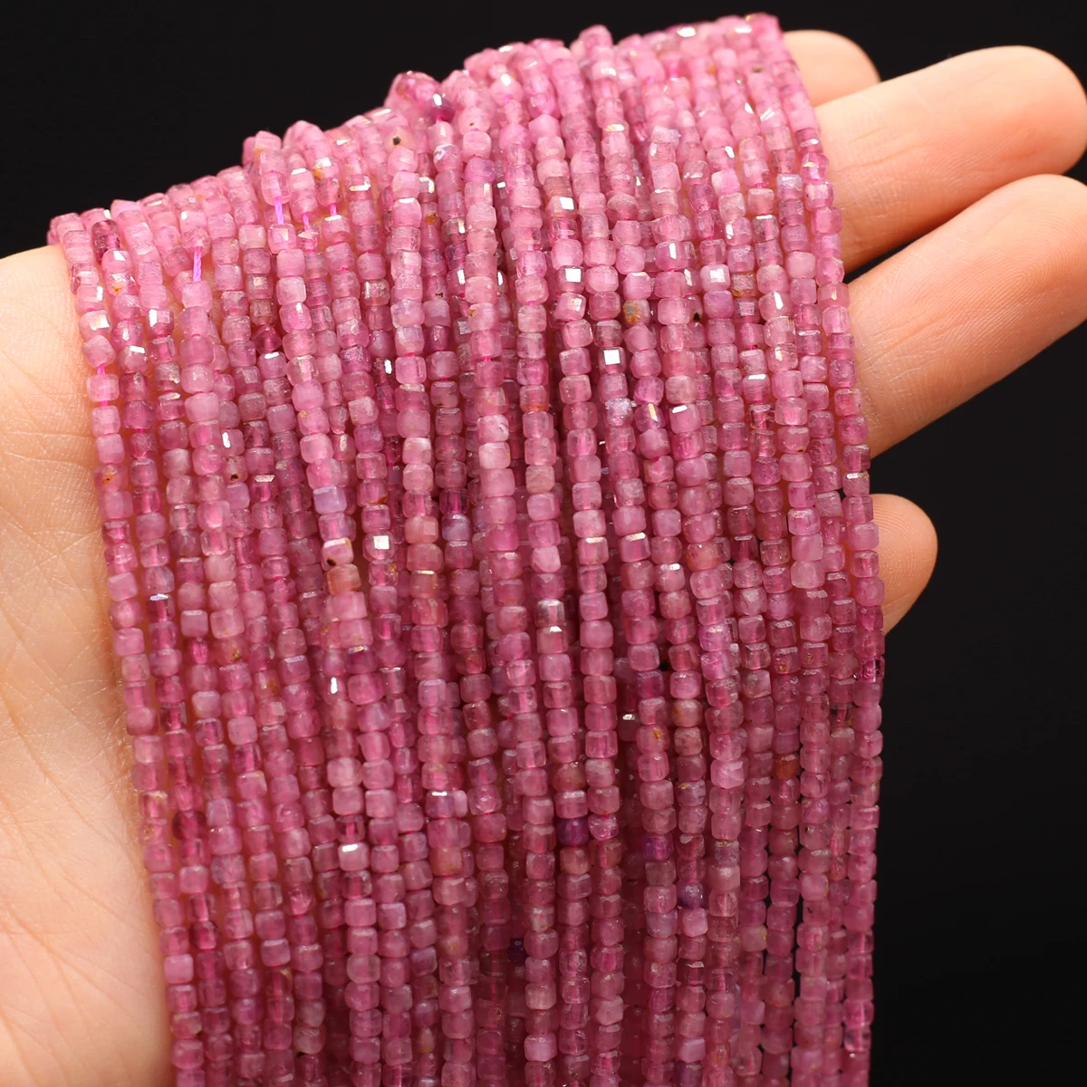 Натуральный Розовый камень Турмалин, Граненые бусины, бусины ручной работы, Свободные распорные бусины Для изготовления ювелирных изделий, подвески, браслеты, 2 мм