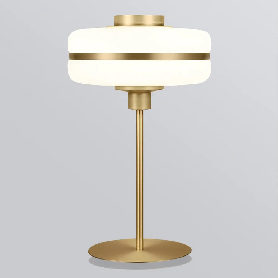 Постмодернистская Золотая Роскошная светодиодная настольная лампа в скандинавском стиле для гостиной, стеклянные настольные светильники с одной головкой, Прикроватные тумбочки для спальни, простые светильники для отеля